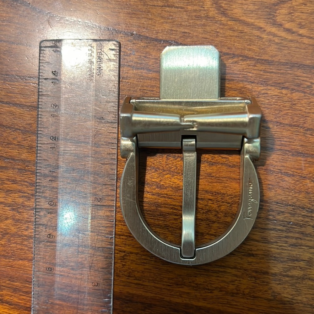 Buckle for womens belt Ferragamo